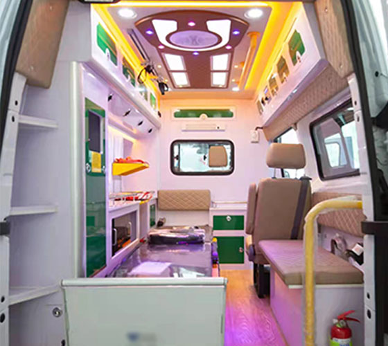 四平车辆内部展示