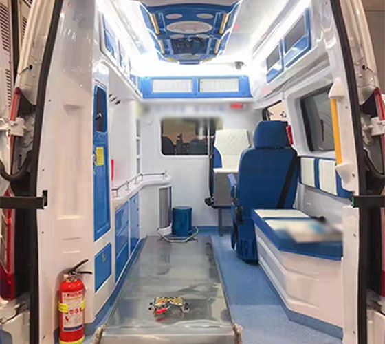 四平车辆内部展示